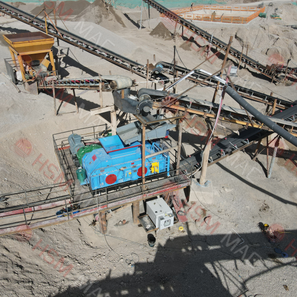 出料3mm對(duì)輥破碎機(jī)